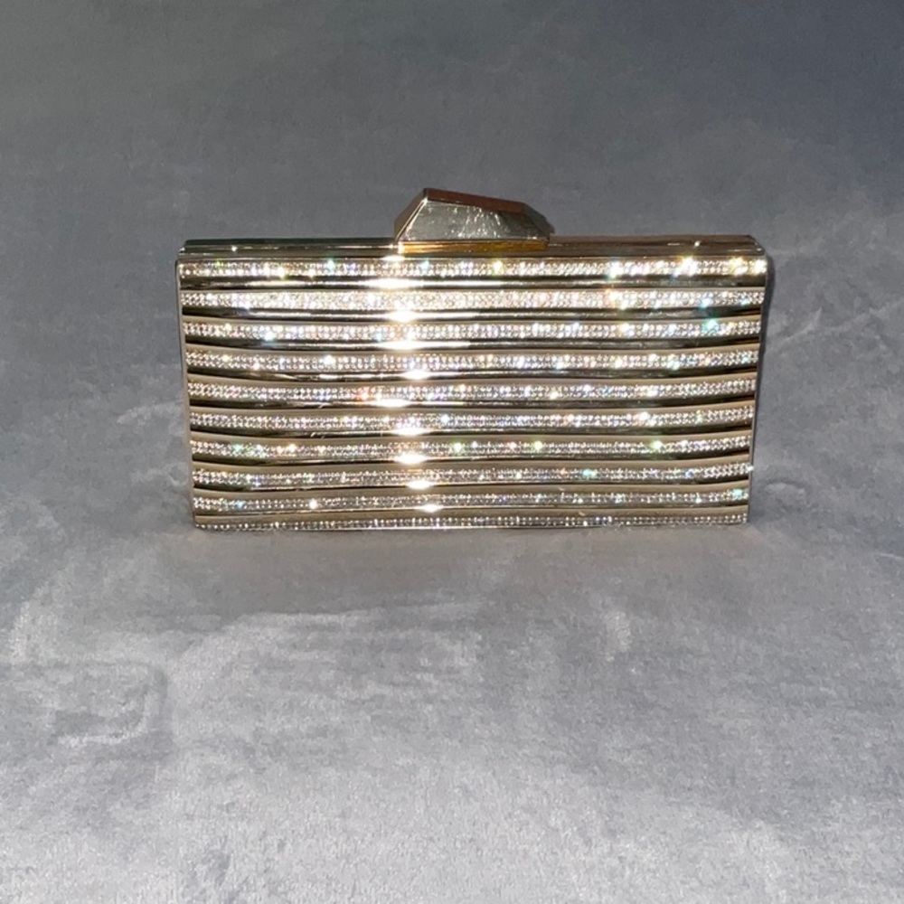 Gold clutch